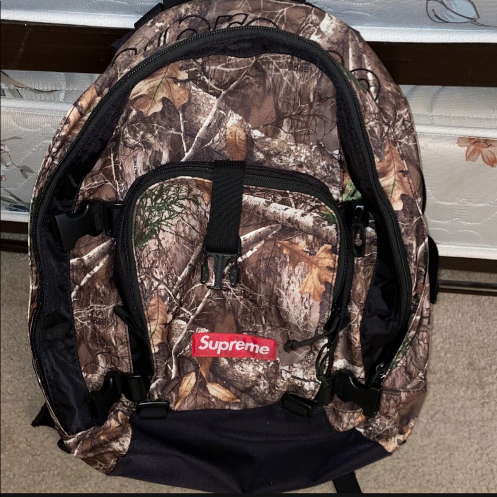 Supreme Backpack (FW19) Real Tree Camo